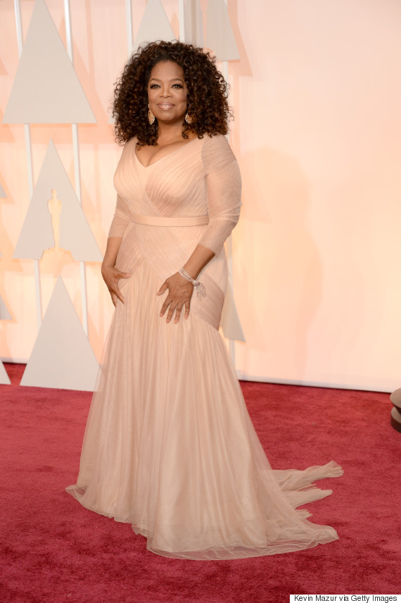 Oprah’s Oscar Dress 2015 Is A Beautiful Gown Fit For A TV Queen