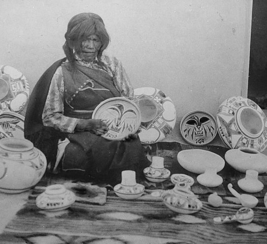 2015-05-27-1432762000-7600095-Nampeyo_Hopi_pottery_maker_seated_with_examples_of_her_work_cropped.jpg
