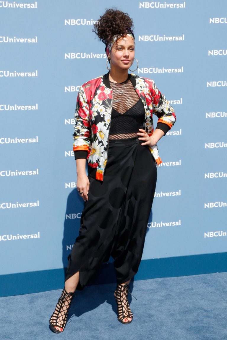 FAB OR FUG: Alicia Keys Dons Dolce And Gabbana For The NBC Upfronts