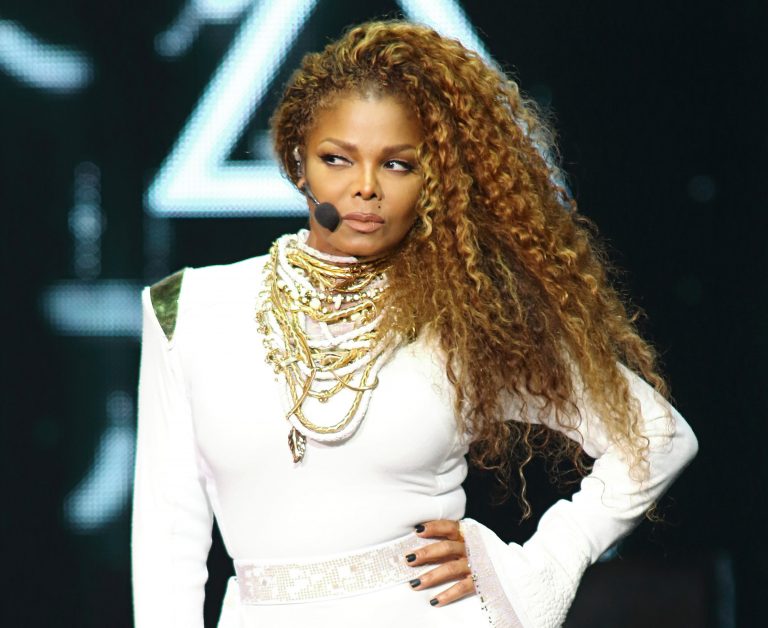 She’s Baaaaack! Janet Jackson Loses 65 Pounds Thanks To Grueling Tour Rehearsals