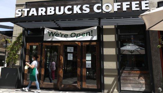 Starbucks Bans Employees Wearing Anything Supporting Black Lives Matter