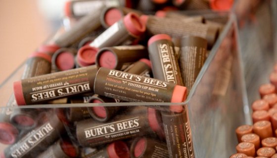 Burt’s Bees Issues Apology After Offensive Ad Shows A Fatherless Black Fam