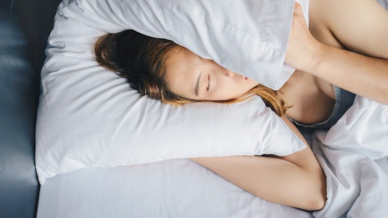 5 Habits You Should Avoid First Thing In The Morning